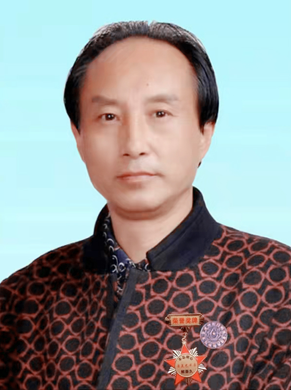 1652145527278483.jpg 个人照片.jpg