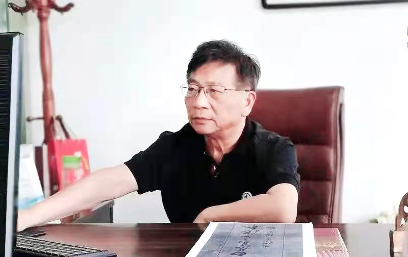 个人照片.jpg