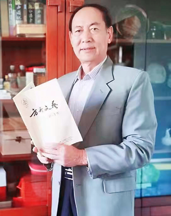 1652233939189077.jpg 个人照片.jpg