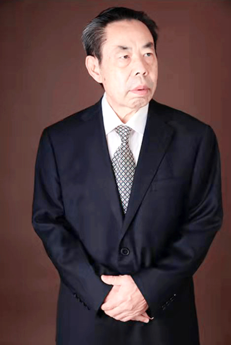 1652248632319951.jpg 个人照片.jpg