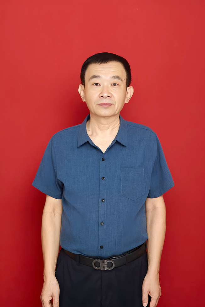 陈振均.jpg