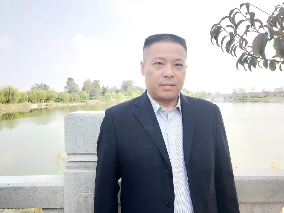 形象照.jpg